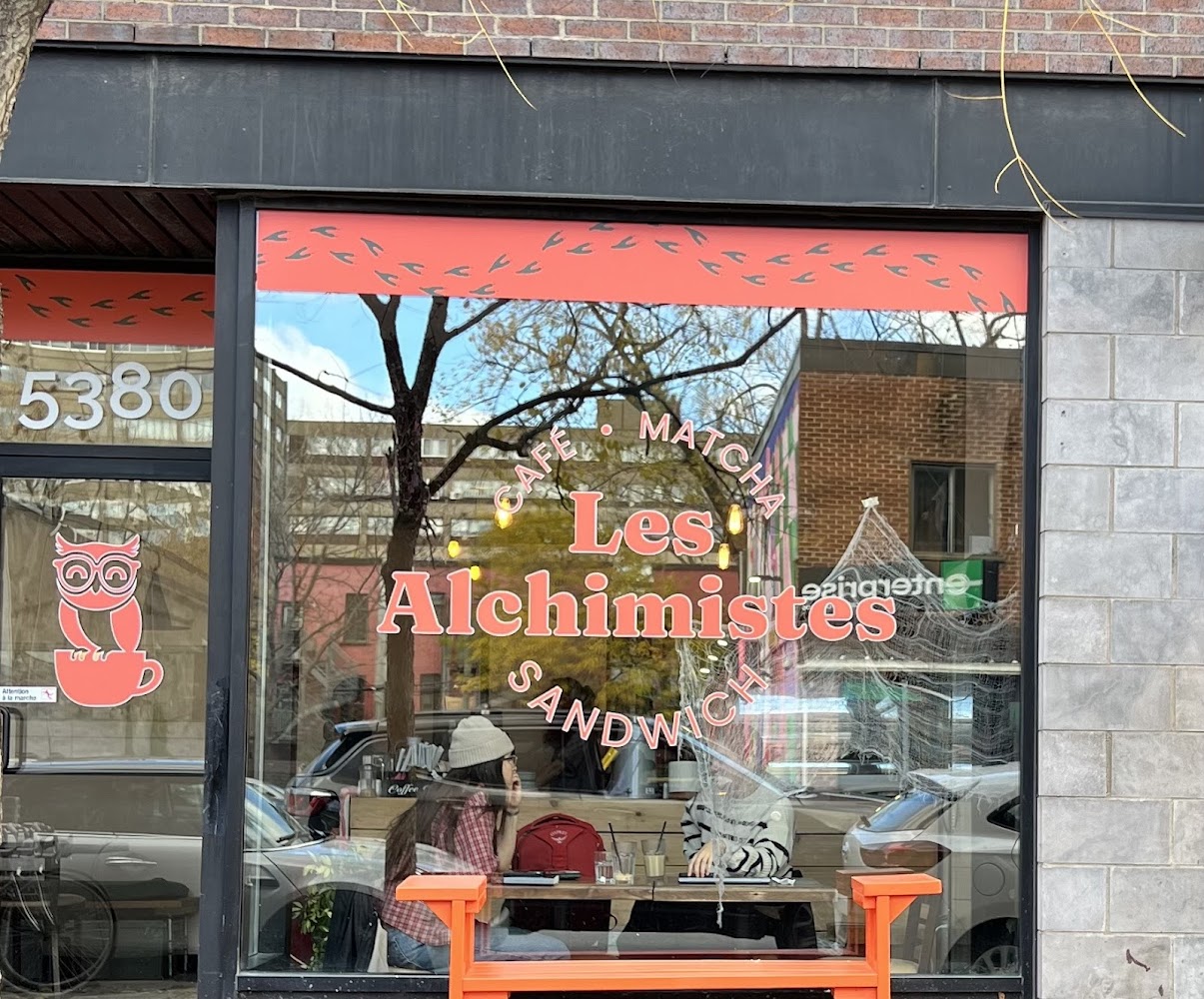 Les Alchimistes Café
