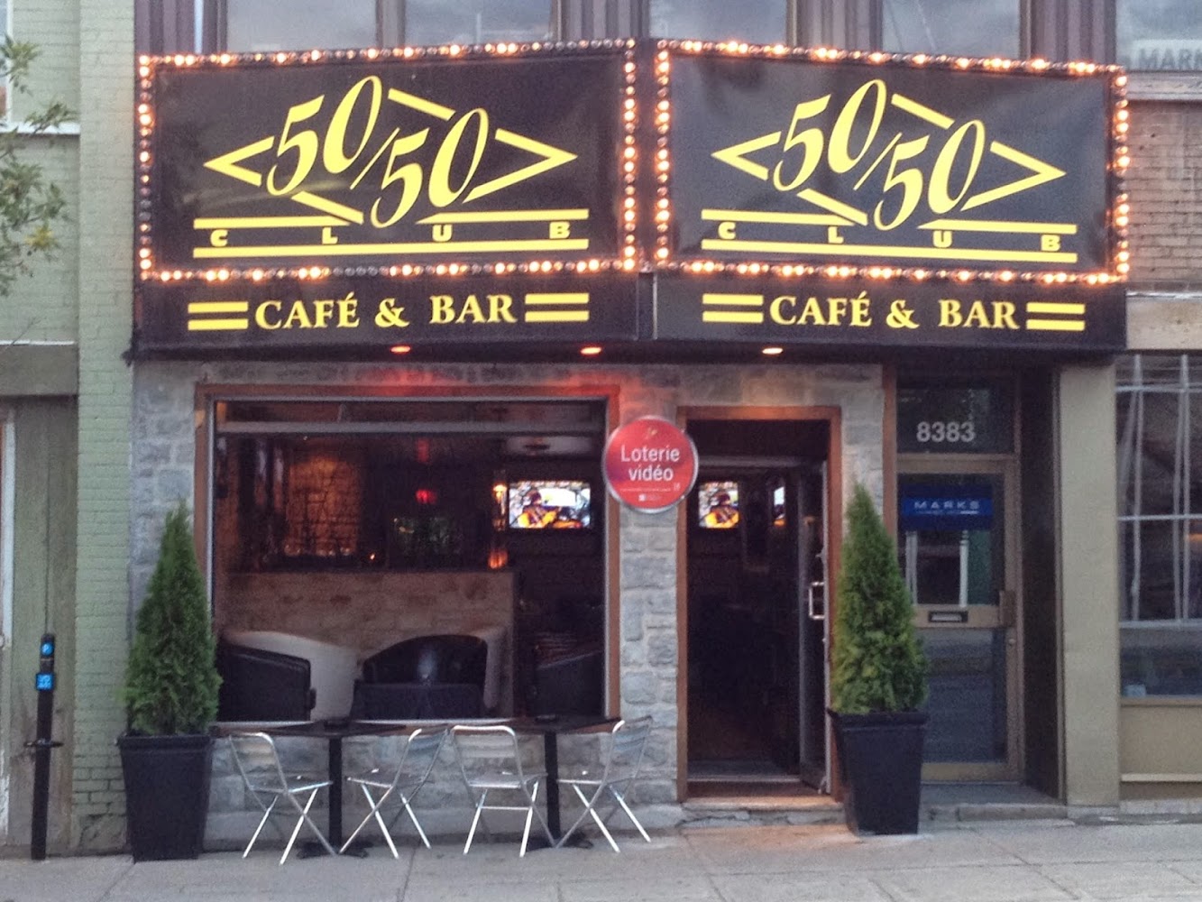 Café-Bar 50/50