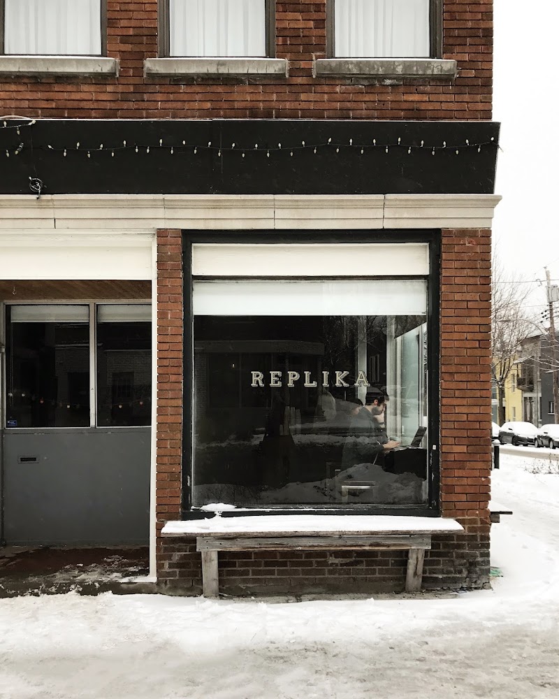 Café Replika