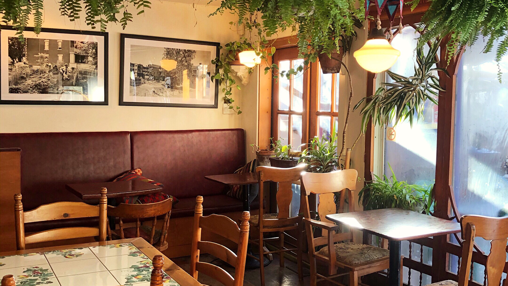 Café Santropol